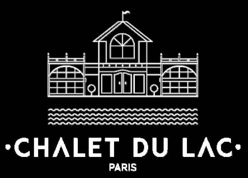 L'ambiance festive d'un bal musette lors d'une fête de village française, avec des danseurs souriants